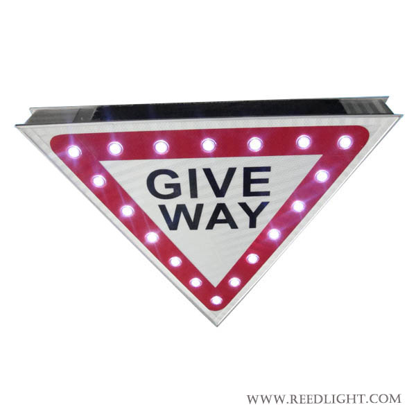 Guide Signs Traffic Solar LED with Give Way